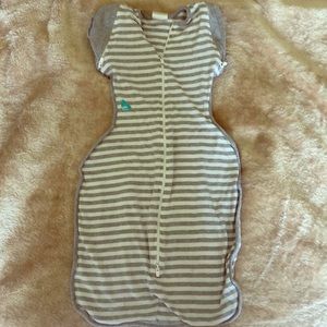 Peanut pod sleepsack